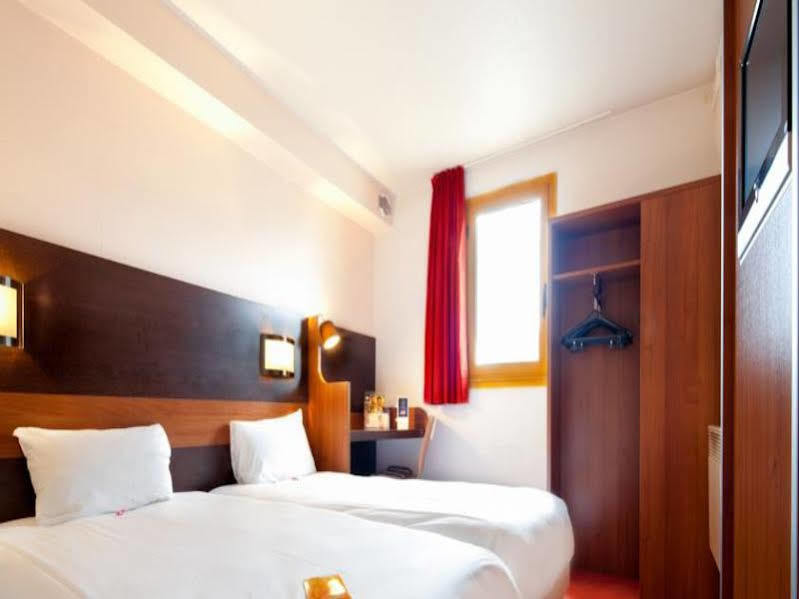 Ibis Budget Chilly-Mazarin Les Champarts Dış mekan fotoğraf