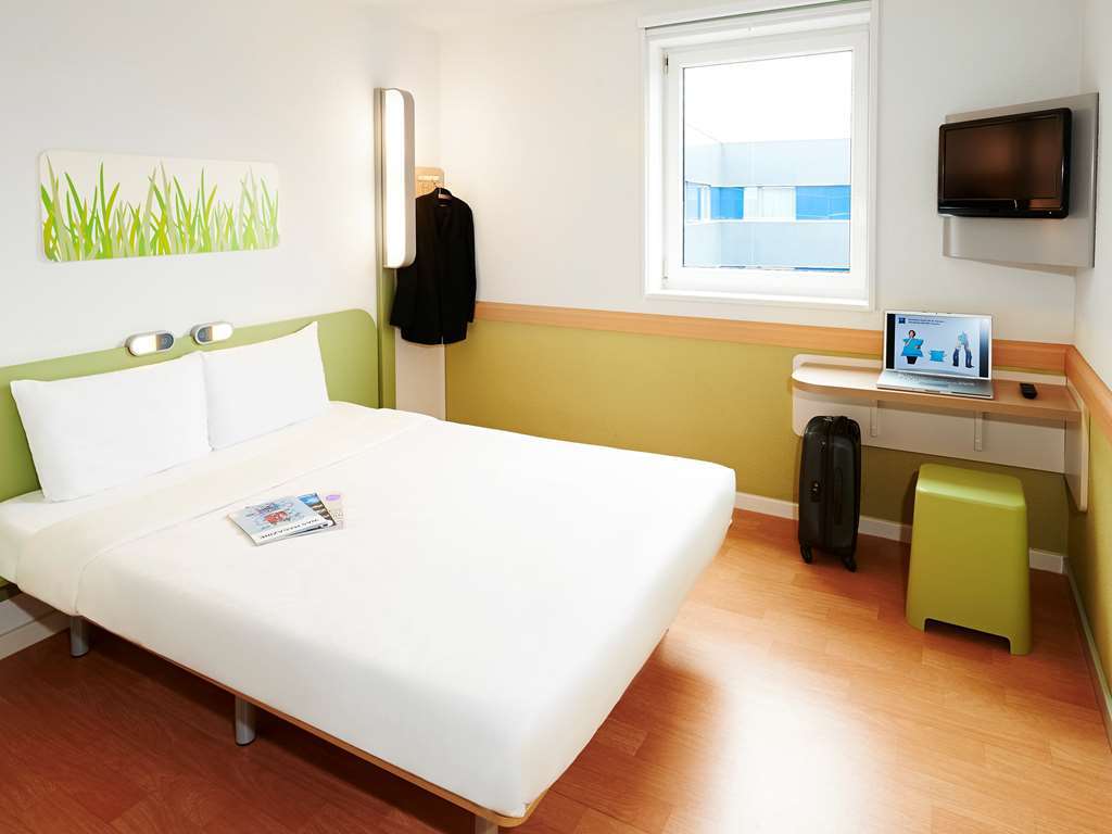 Ibis Budget Chilly-Mazarin Les Champarts Oda fotoğraf